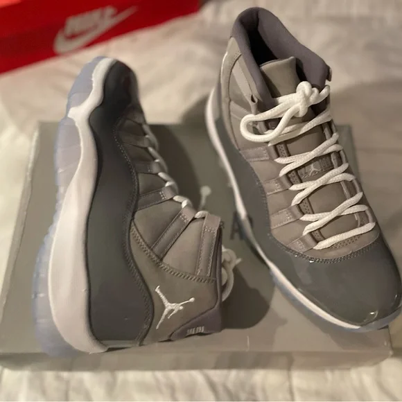 Jordan Cool Grey 11 Dead Stock Basketball 🏀 shoeM W 10 Rare 🔥